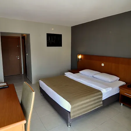Hotel Surtel 3*