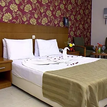 Otel Surtel 3*