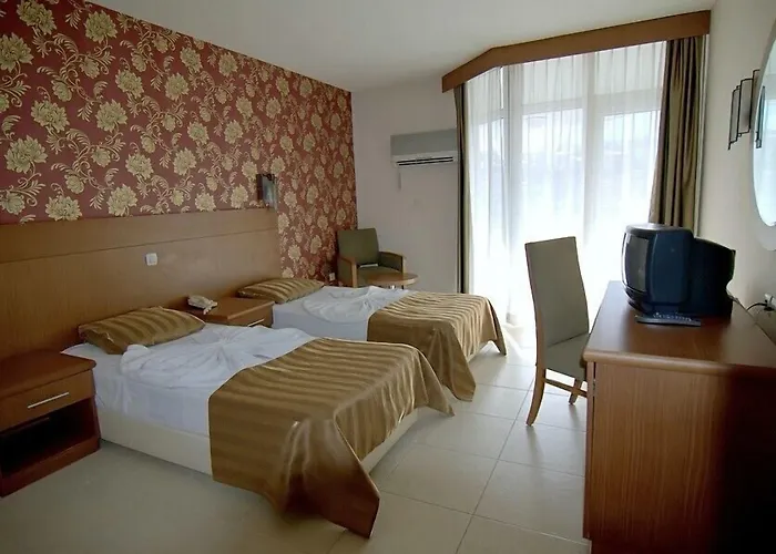 Surtel Hotell 3*