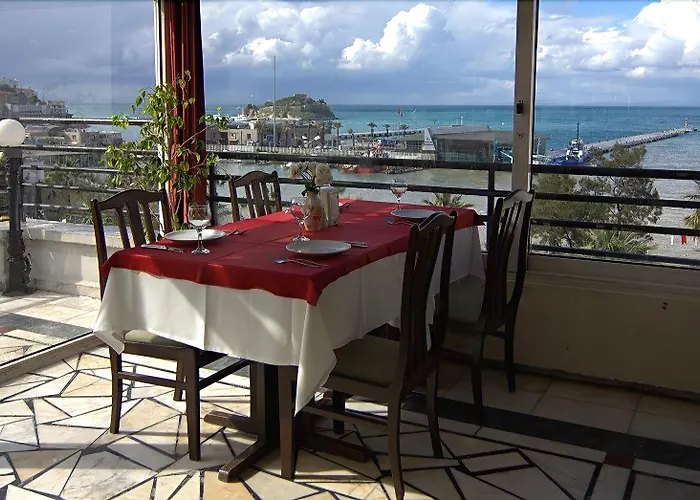 Surtel Hotell Kusadası