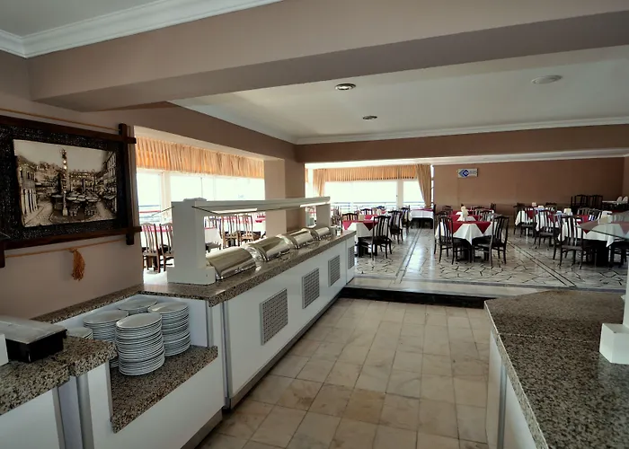Surtel Hotell 3*