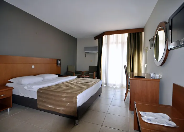Surtel Hotell Kusadası
