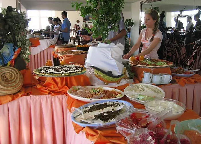 Surtel Hotell Kusadası