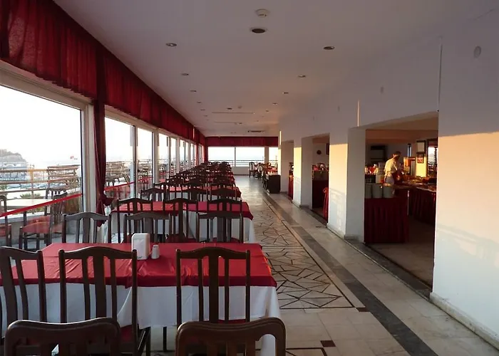 Surtel Hotell Kusadası