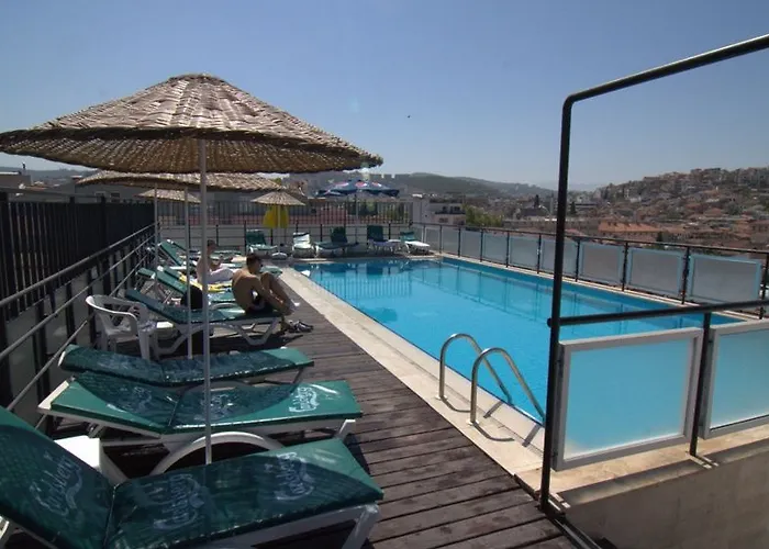 Surtel Hotell 3*