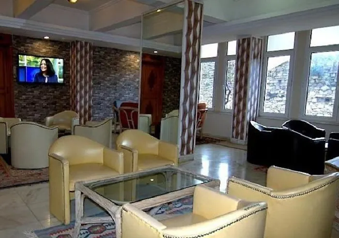 Hotell Surtel 3*