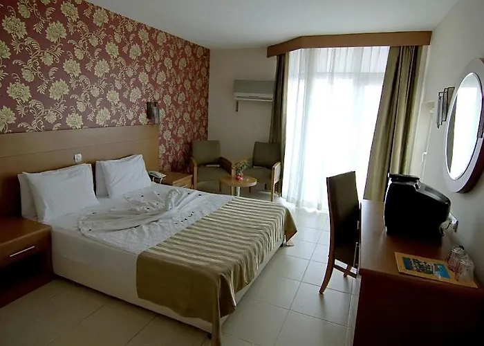 Surtel Hotell 3*